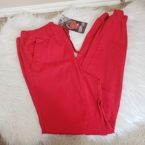 Ladies Red Medium Casual Pants